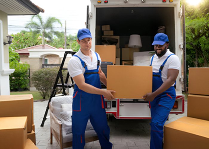 How to Choose Between Full-Service Movers and Labor-Only Movers?